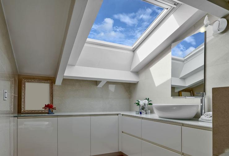 Comment aménager une salle de bain sous les combles ? 